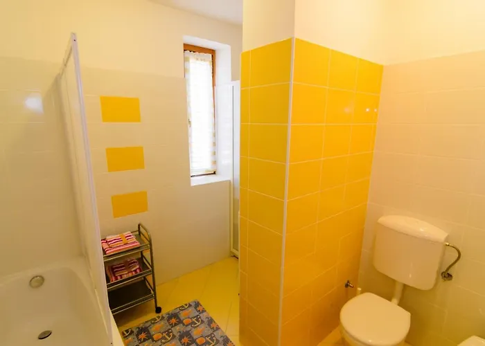 Ornella * Ζαντάρ