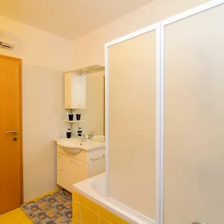Ornella Apartment